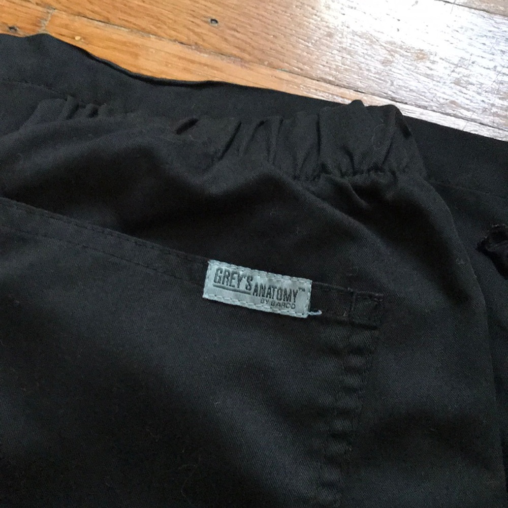 Grey’s Anatomy petite scrub pants
